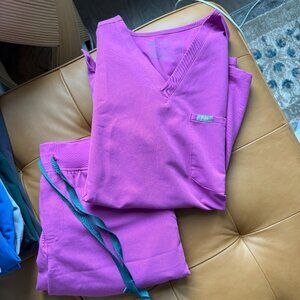 Bright Fuchsia Womens Figs